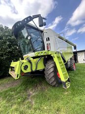 ماكينة حصادة دراسة Claas Lexion 620