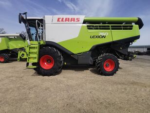 ماكينة حصادة دراسة Claas Lexion 760