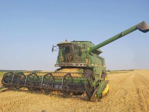 ماكينة حصادة دراسة John Deere 2066