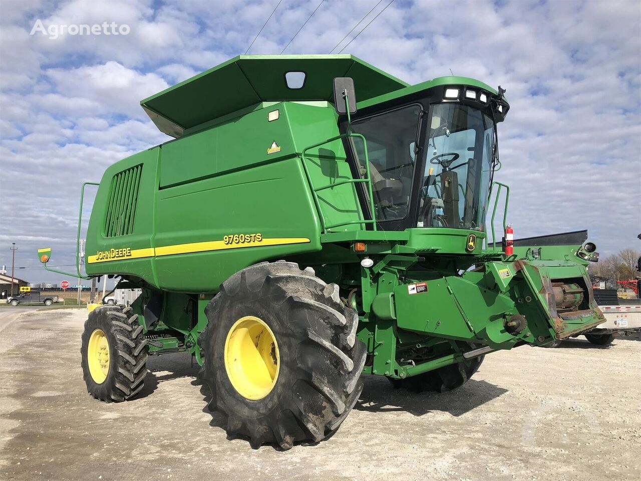 ماكينة حصادة دراسة John Deere 9760 STS POLNYY PRIVOD