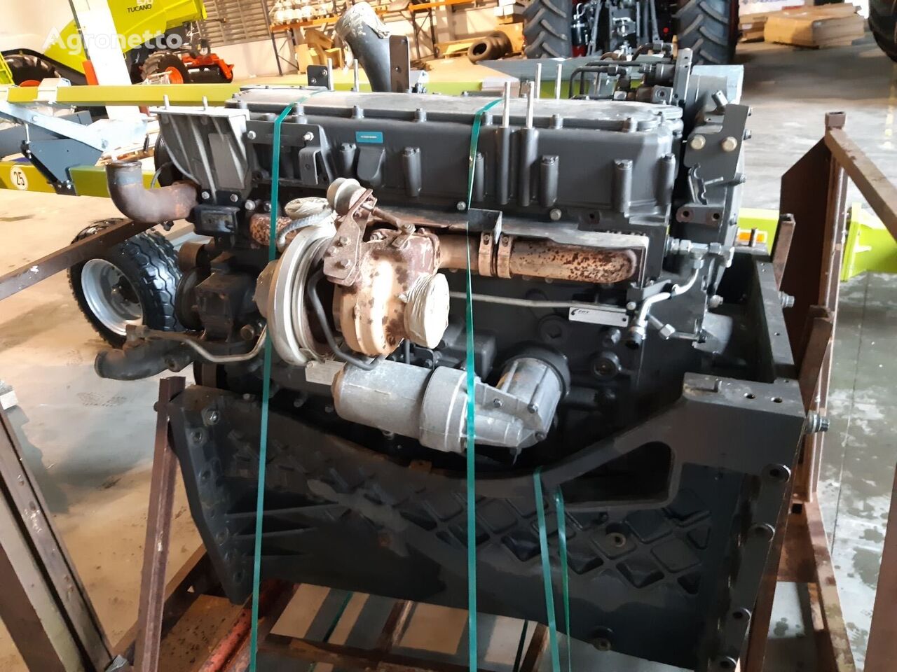 المحرك IVECO F2CFE613U لـ ماكينة حصادة دراسة Claas Axion 940
