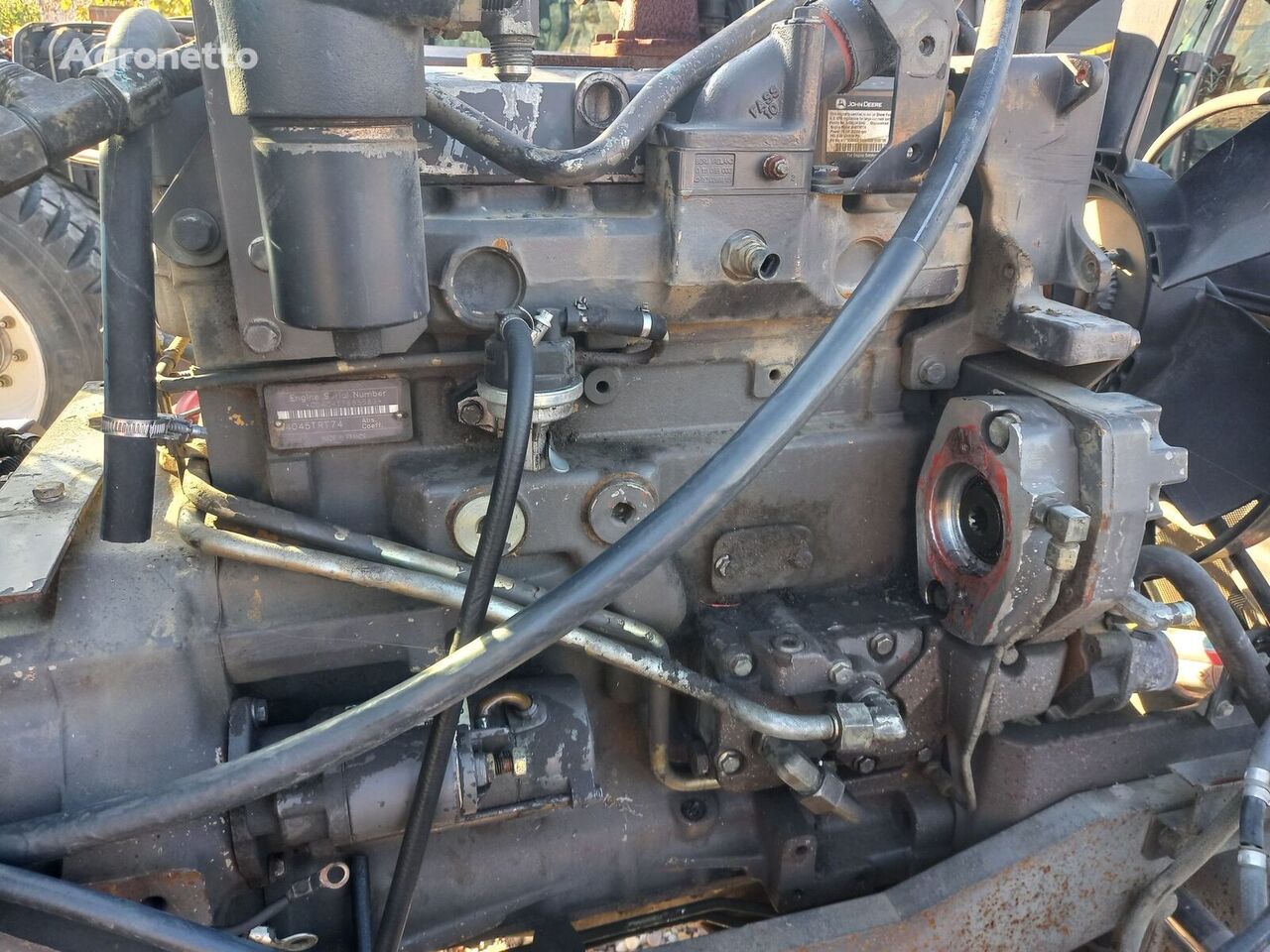 المحرك John Deere 4045TRT74 لـ جرار بعجلات Renault