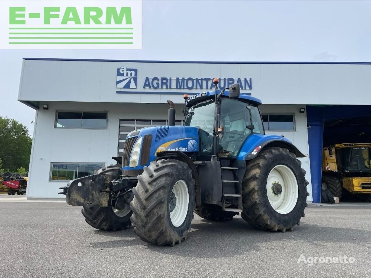 جرار بعجلات New Holland t 8030